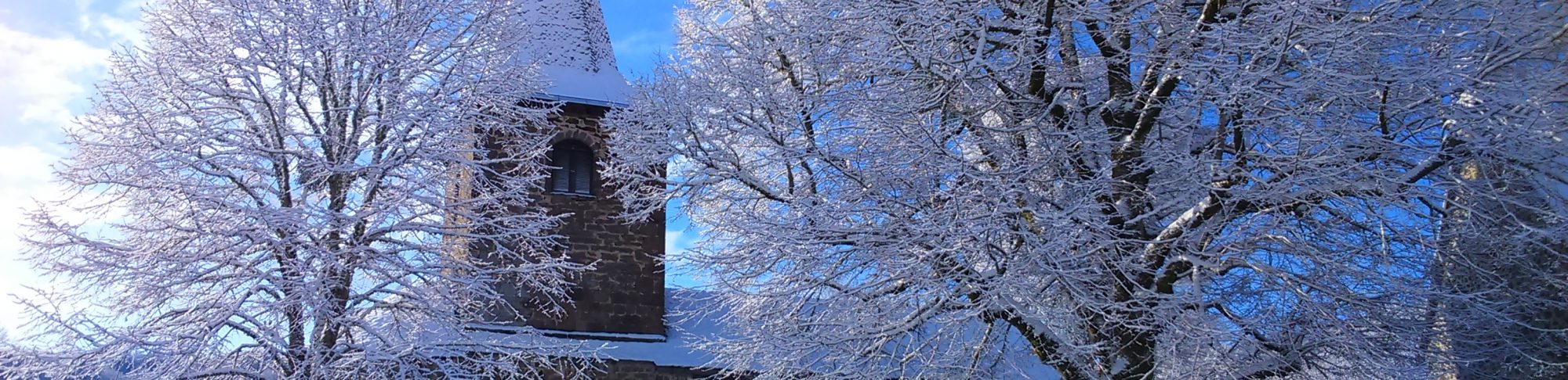 le bourg sous la neige